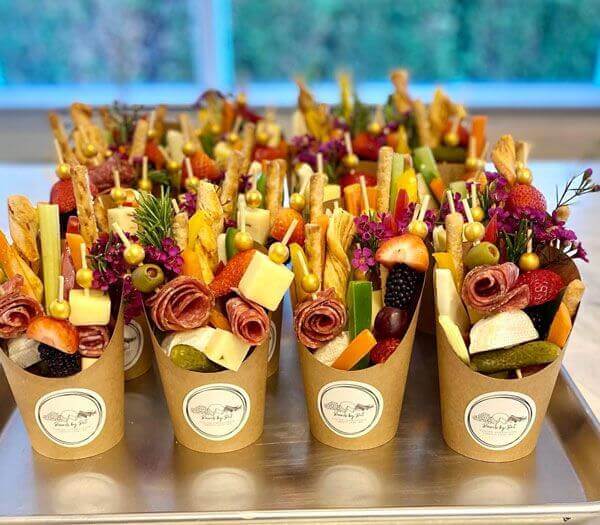 26 easy graduation food ideas to celebrate in style stylish celebrations